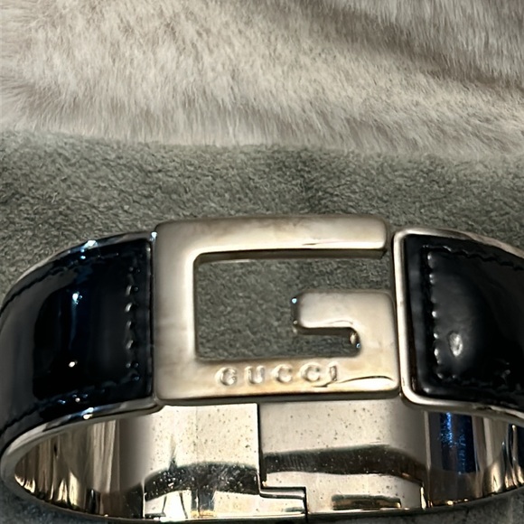 Gucci large black patent leather there and silver stone clasp bangle bracelet - Picture 3 of 17